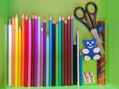 Kinder-Ausstattung Kinder-Ausstattung